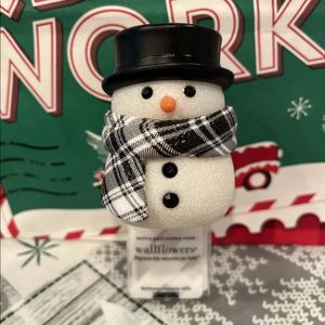 🎄Snowman ⛄️ Wallflower Plug In Brand New Bath & Body Works